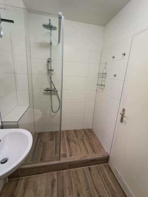 Comfortable Apartment With Balcony Bochum Eksteriør billede
