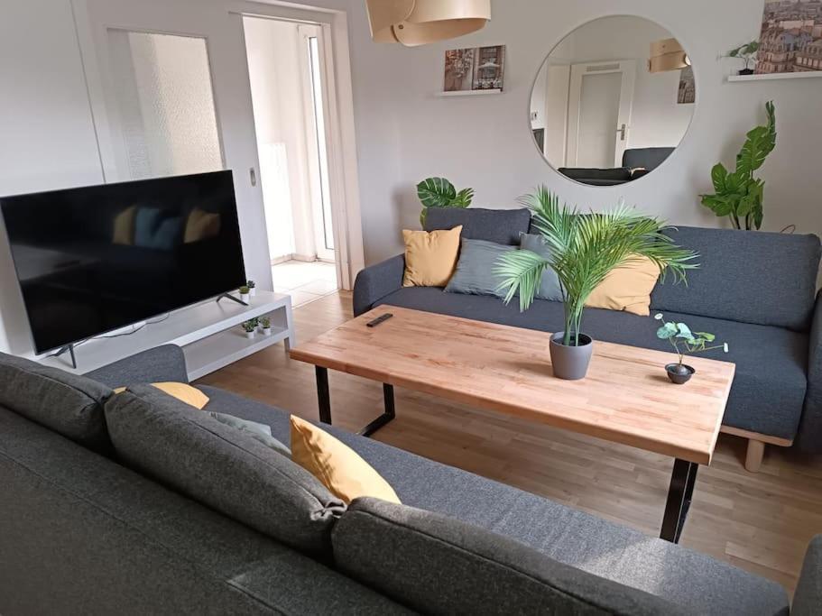 Comfortable Apartment With Balcony Bochum Eksteriør billede